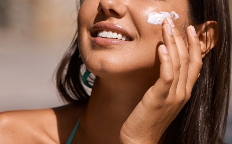 Hướng dẫn makeup tone nâu đất cực sang chảnh cho nàng