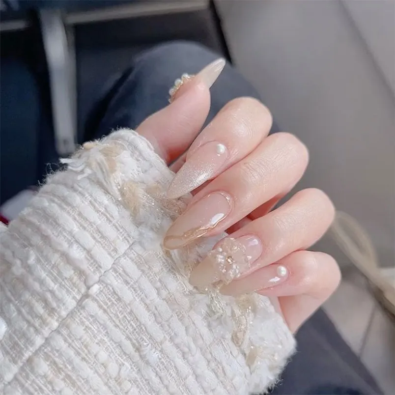 99+ mẫu nail mắt mèo đẹp, sang chảnh cho nàng