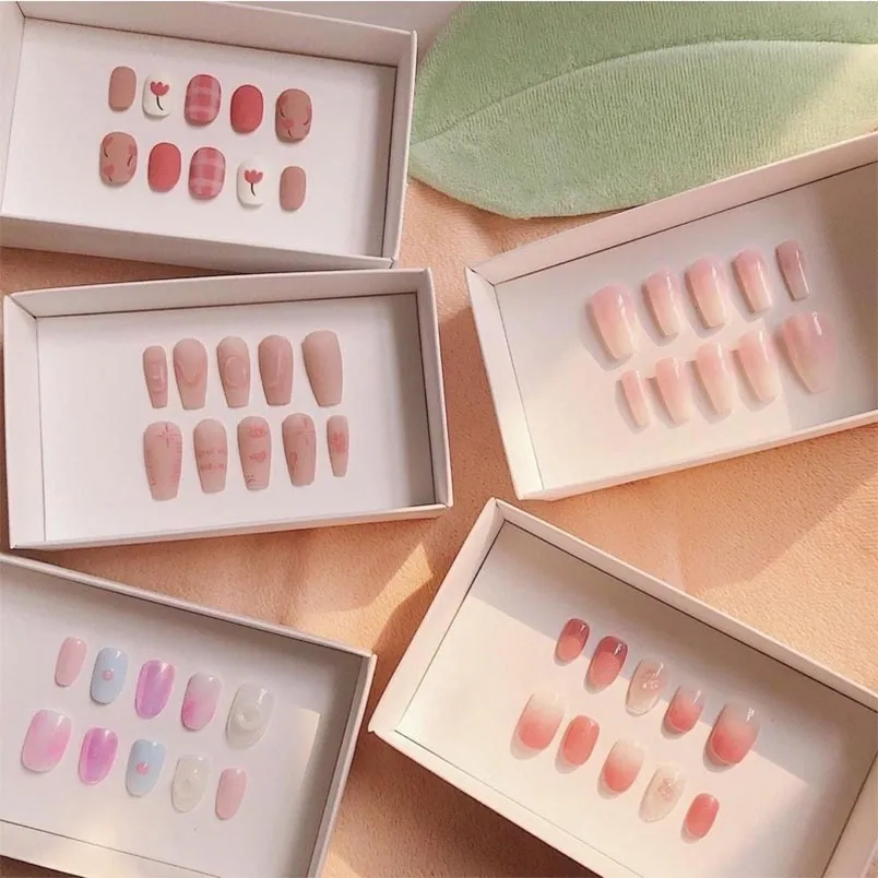 Nail box là gì? Top các mẫu nail box đẹp, rất dễ gắn