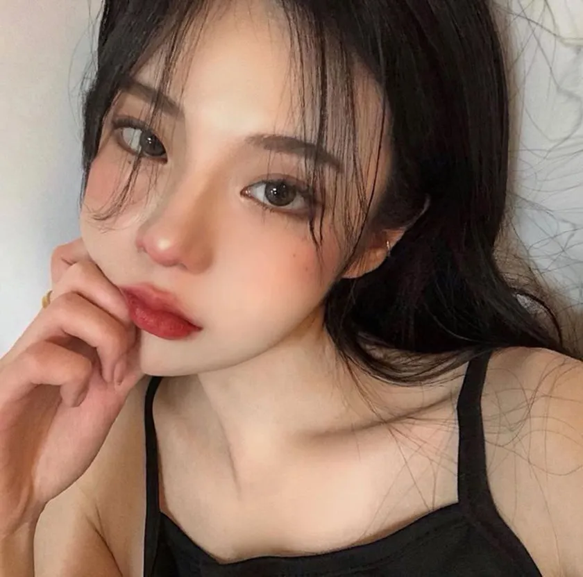 9 phong cách trang điểm mùa Thu là Hot Trend năm 2025