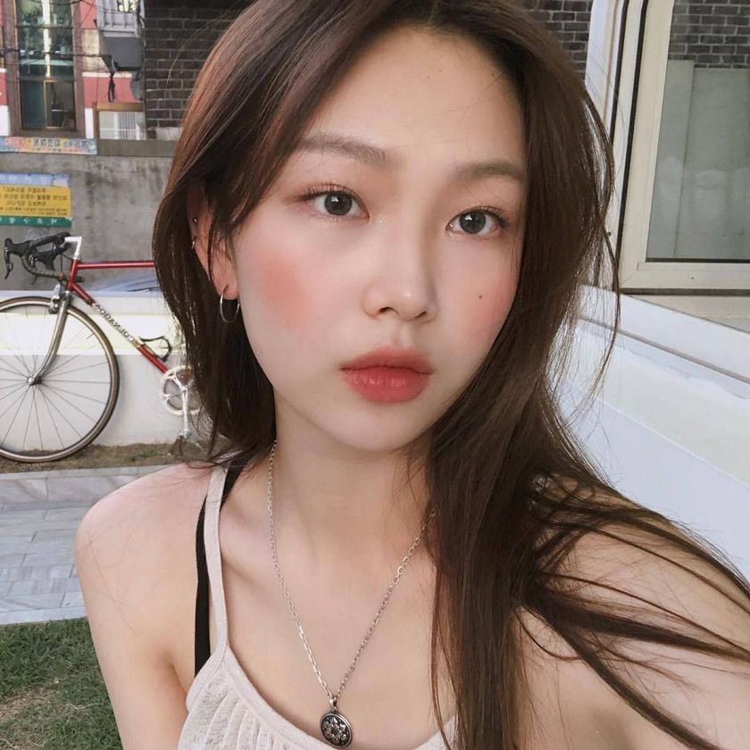 9 phong cách trang điểm mùa Thu là Hot Trend năm 2025