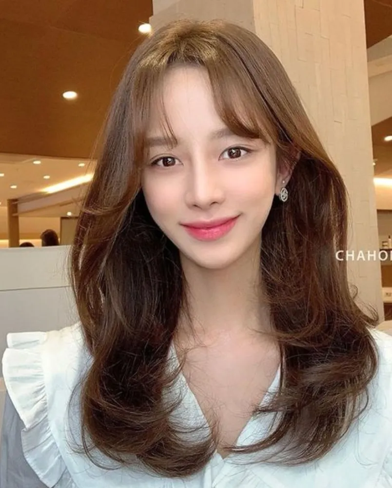 Tóc Butterfly - kiểu tóc bươm bướm thống trị xu hướng 2025