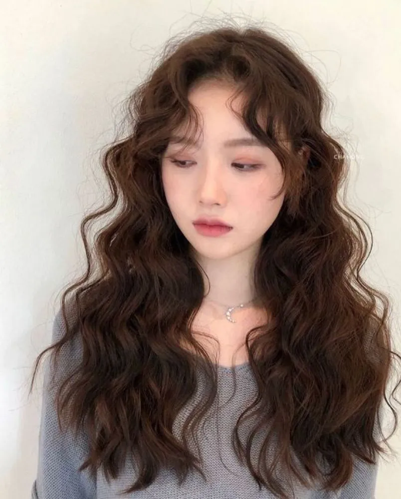 15+ kiểu tóc uốn sóng lơi Hàn Quốc đẹp và rất trẻ trung