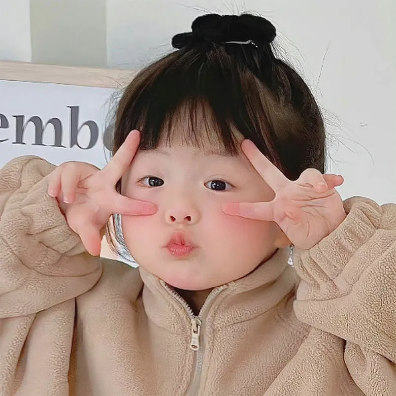 21 kiểu tóc ngắn cho bé gái vừa xinh, vừa đáng yêu