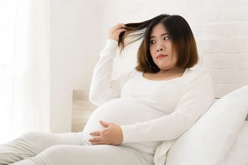 5 cách chăm sóc tóc giảm gãy rụng cho bà bầu hiệu quả