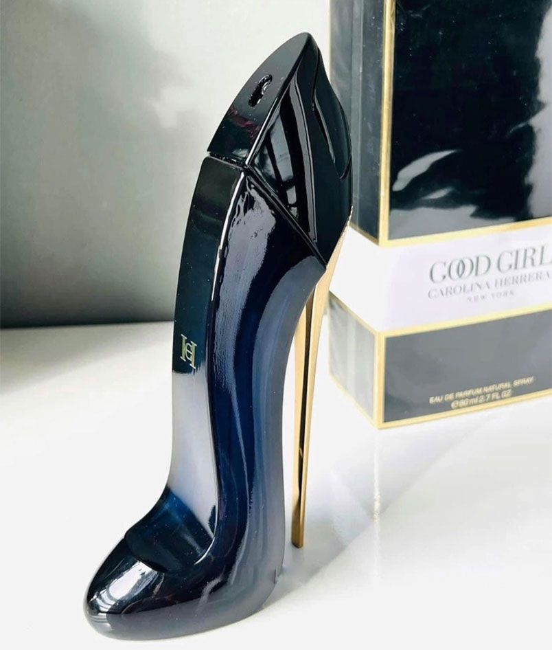 5 cách dùng nước hoa lưu hương lâu hơn trong mùa lạnh  - 12