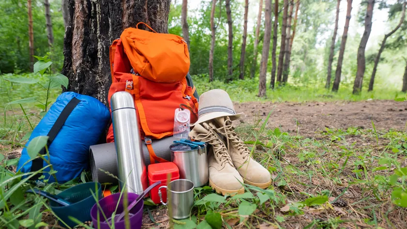 Đi leo núi và Trekking cần mang gì? 10+ vật dụng cần thiết cho chuyến đi ấn tượng