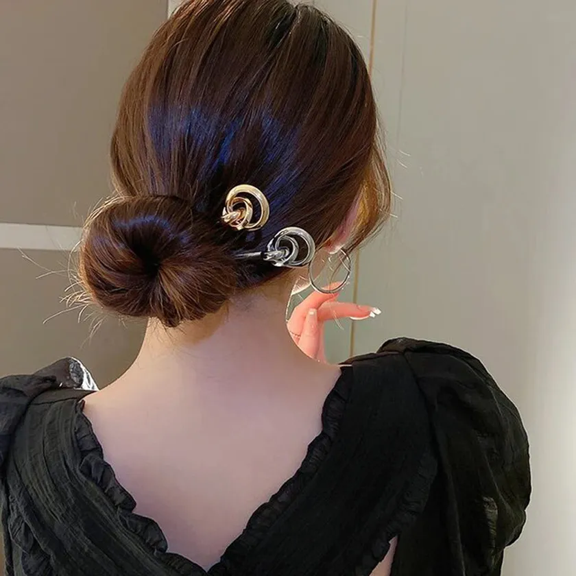 23 kiểu tóc búi dự tiệc trẻ trung và sang trọng cho chị em