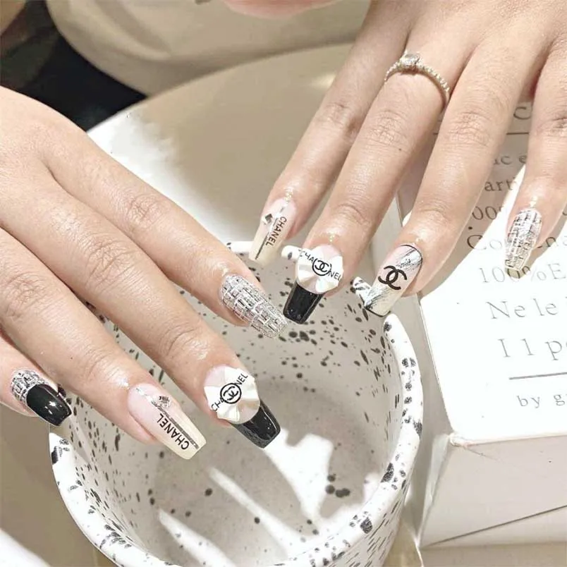 Nail box là gì? Top các mẫu nail box đẹp, rất dễ gắn