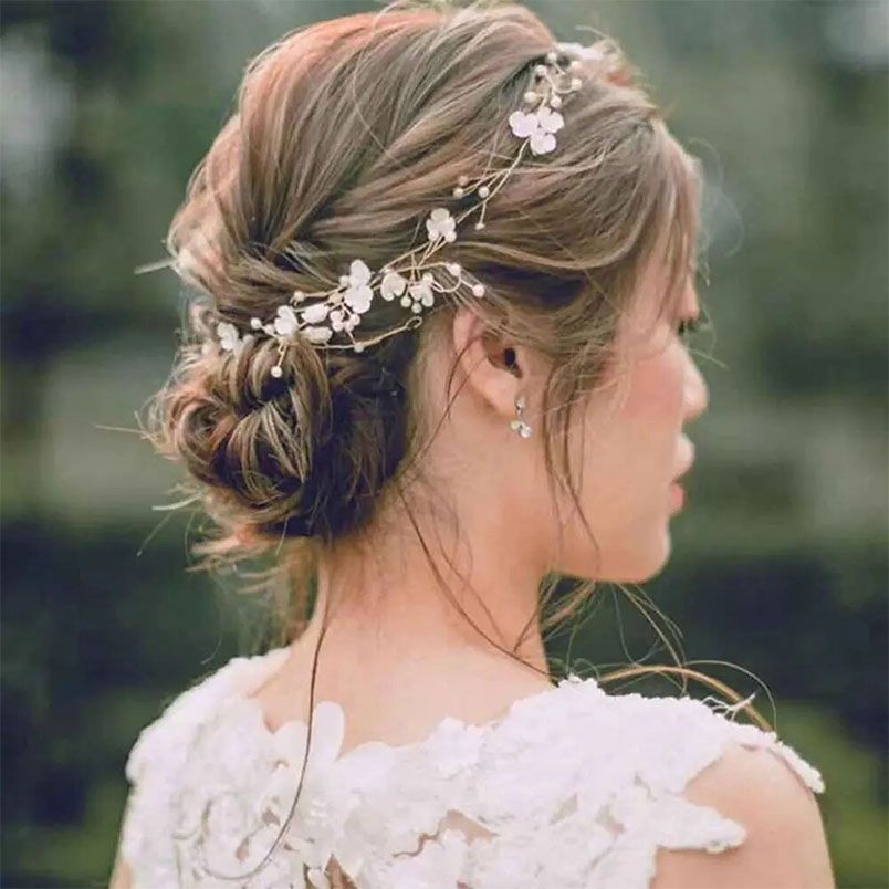 15+ kiểu tóc cô dâu có mái đẹp, sang trọng trong ngày cưới