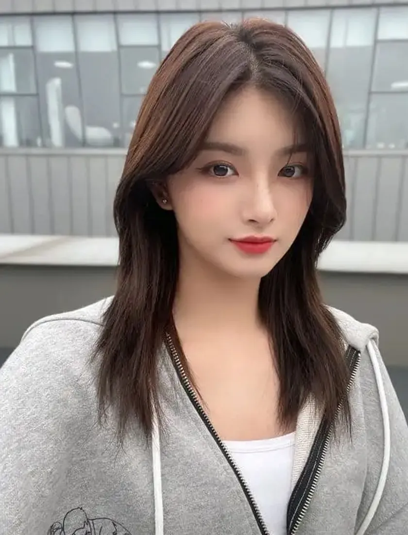 32 kiểu tóc mullet layer mái bay sành điệu cho nữ