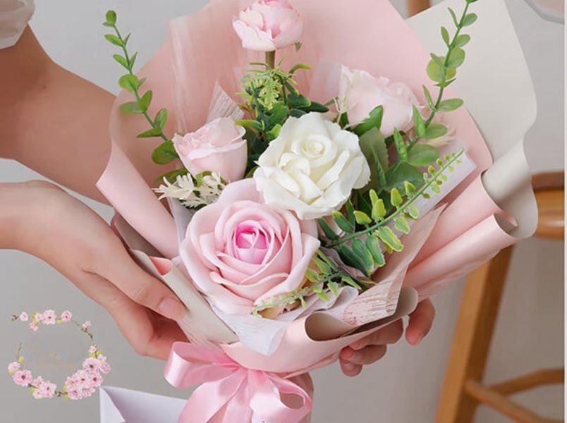 Top 12 món quà 20/10 cho đồng nghiệp nữ, nhân viên nữ ý nghĩa