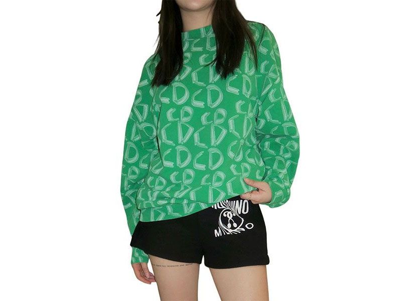 Top 9 áo sweater nữ form rộng đẹp, rất dễ phối đồ