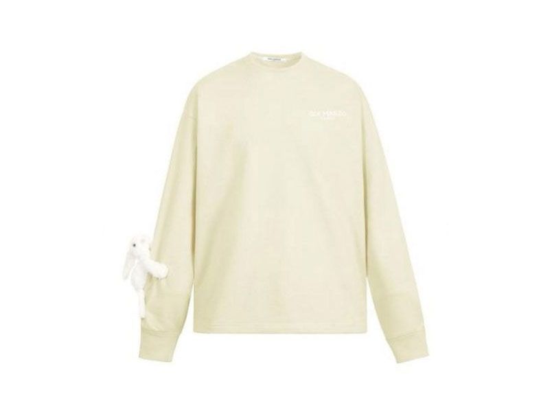 Top 9 áo sweater nữ form rộng đẹp, rất dễ phối đồ