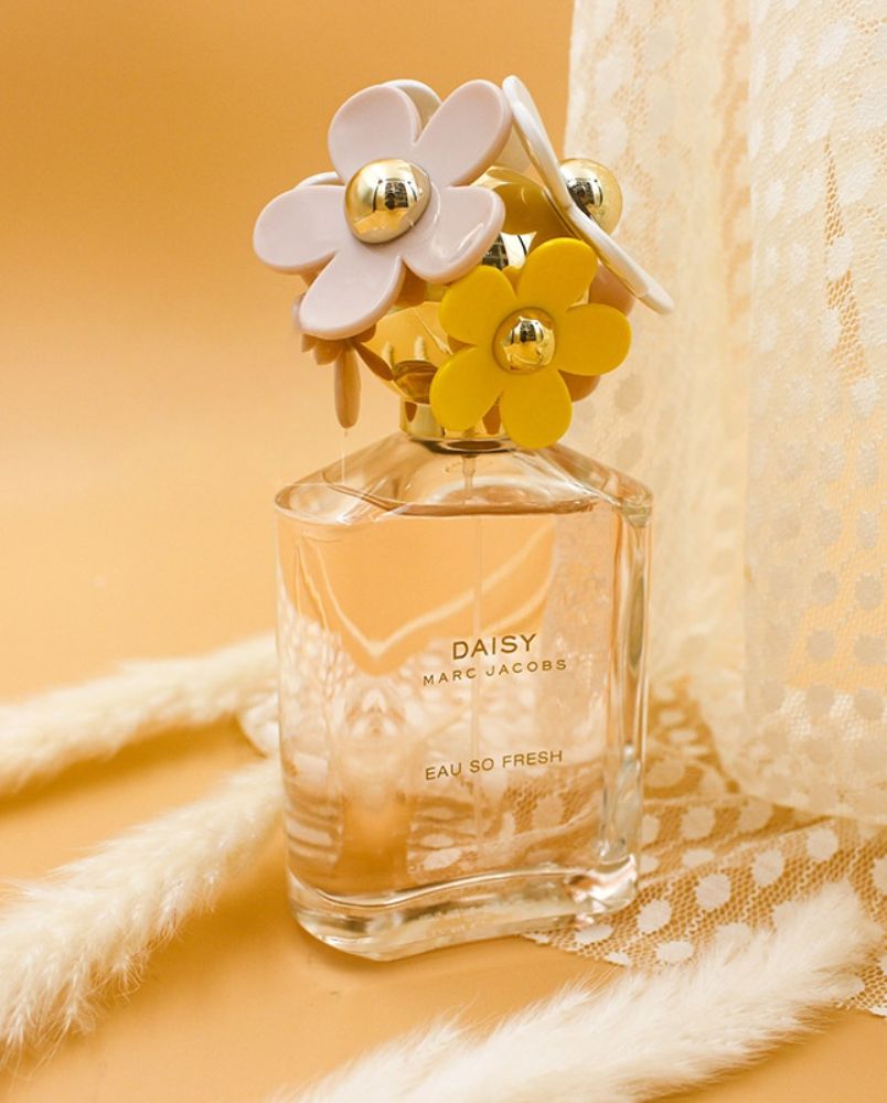 Top 10 nước hoa nữ bình dân thơm và bán chạy - 3