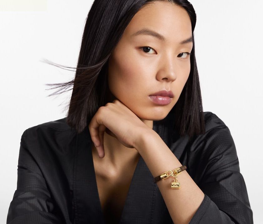 Top 10 mẫu vòng đeo tay Louis Vuitton sang trọng được yêu thích