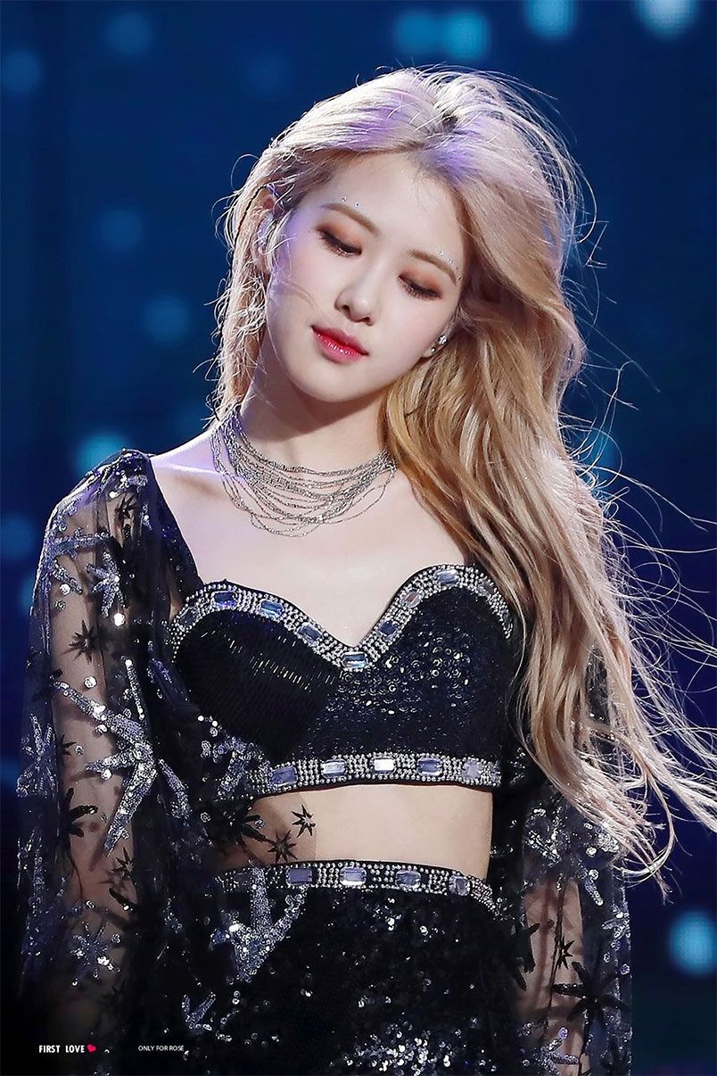 Bí quyết chăm sóc tóc tẩy của Rosé (BlackPink) chẳng lo hư tổn - 2