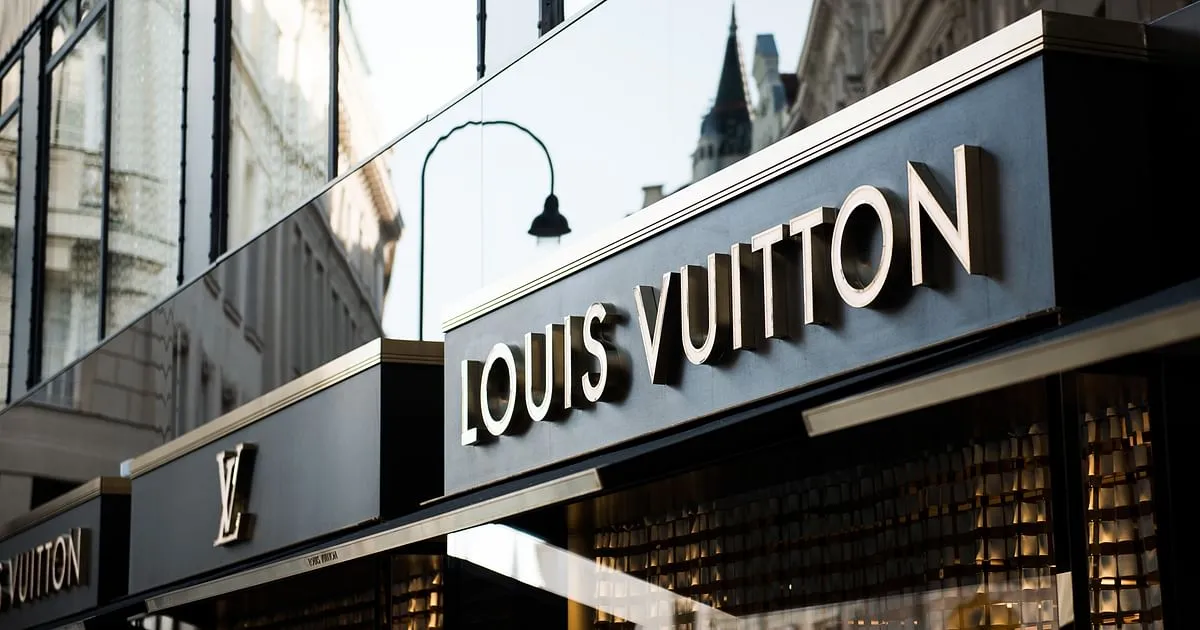 Thương hiệu Louis Vuitton