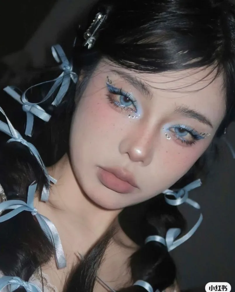 Top 15 các kiểu makeup cá tính giúp nàng thêm cuốn hút