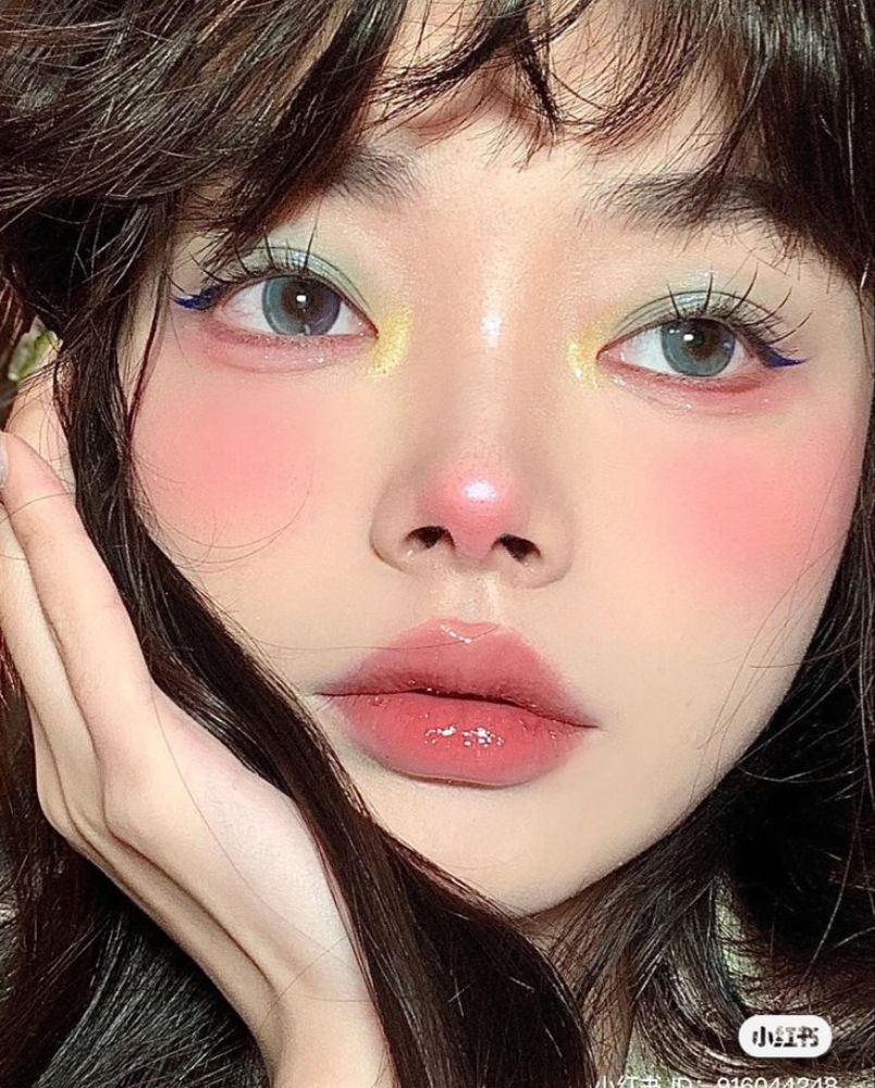 Top 15 các kiểu makeup cá tính giúp nàng thêm cuốn hút