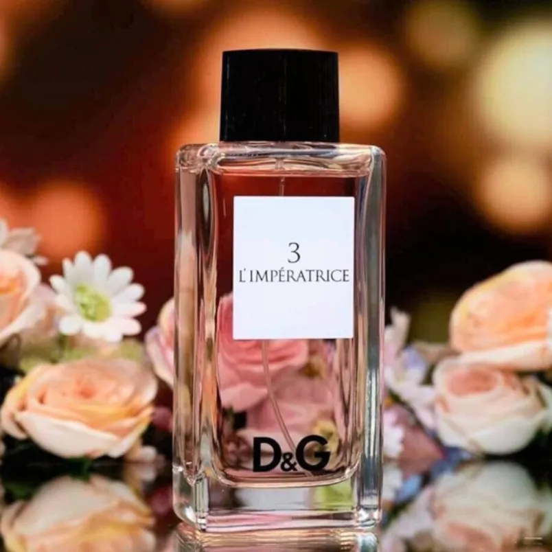 6 chai nước hoa mùi sạch sẽ, nhẹ nhàng được rất yêu thích - 12