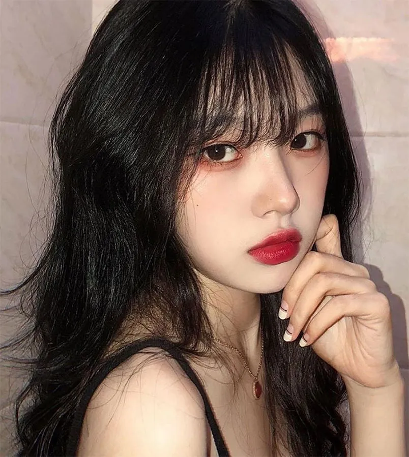 Top 15+ kiểu tóc layer medium length nữ rất trẻ trung