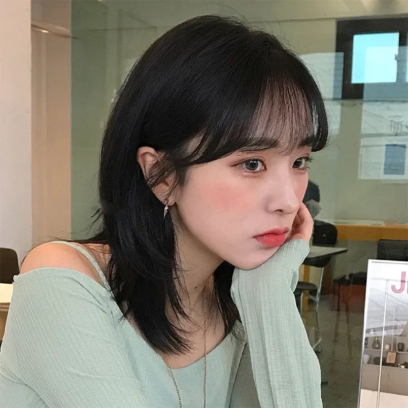 Top 15+ kiểu tóc layer medium length nữ rất trẻ trung