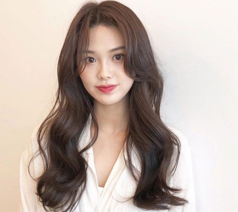 Top 21+ kiểu xoăn lơi tóc lỡ đẹp, xu hướng năm nay