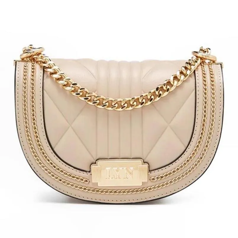 7 mẫu túi Lyn màu nude đẹp và sang chảnh cho mọi dịp - 5