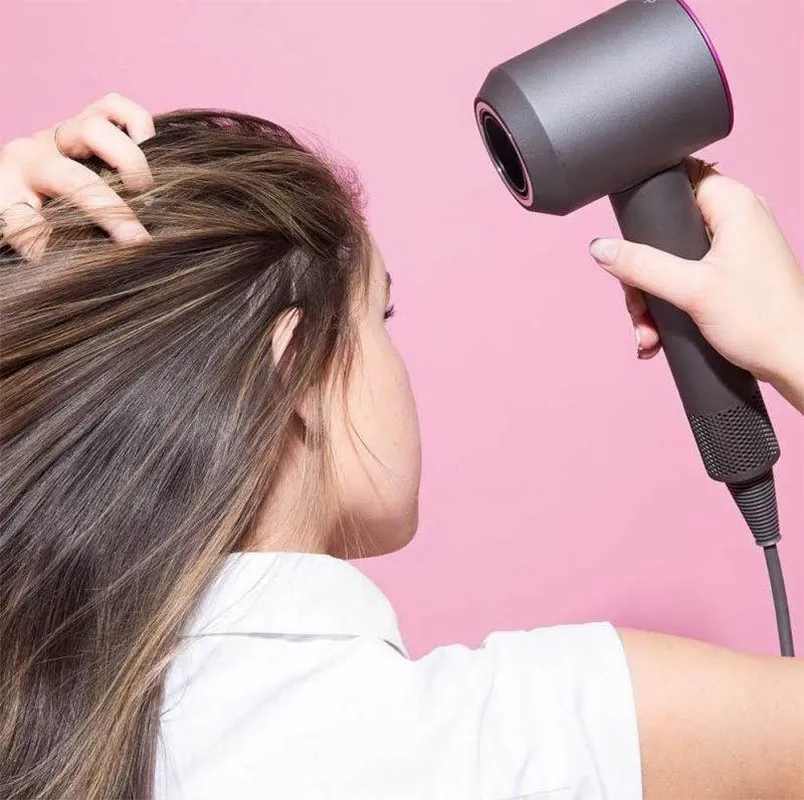 Vì sao tóc mái hay bị bết? Cách khắc phục tóc mái nhanh bị bết