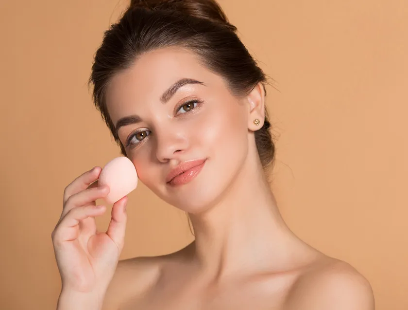 3 Cách đánh kem nền lâu trôi, không mốc và mịn đẹp tự nhiên