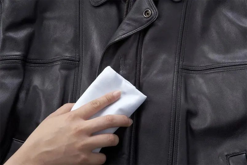 Cách giặt áo da và bảo quản đúng cách giúp áo không bị nổ mốc