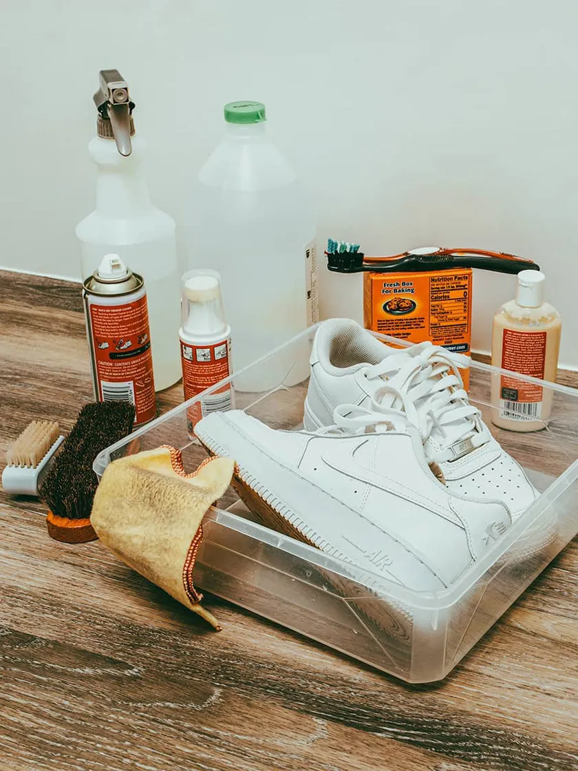 Hướng dẫn cách giặt giày Nike sạch đẹp như ngoài tiệm