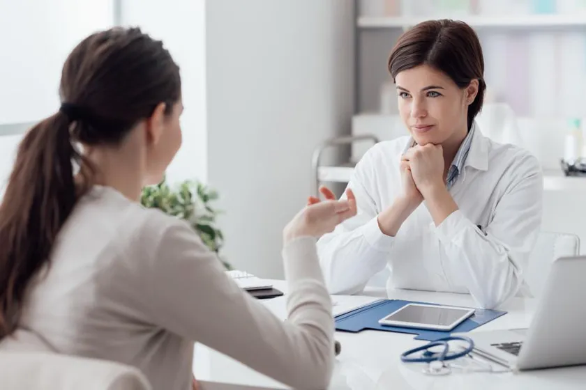 10 cách trị da tay bị khô nẻ vào mùa đông hiệu quả