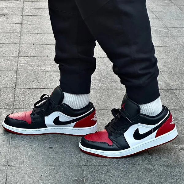 Giày Thể Thao Nike Air Jordan 1 Low Bred Toe 553558-161 Shoes Màu Đen Đỏ Size 40 - Giày - Vua Hàng Hiệu