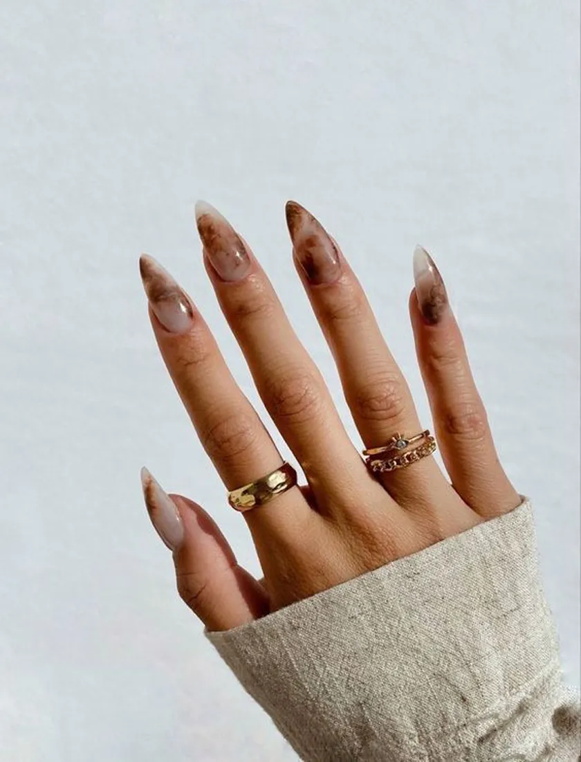 Top 18+ mẫu nail móng nhọn sang trọng và quyến rũ làm nàng say mê