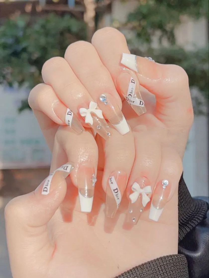 Top 18+ mẫu nail móng nhọn sang trọng và quyến rũ làm nàng say mê
