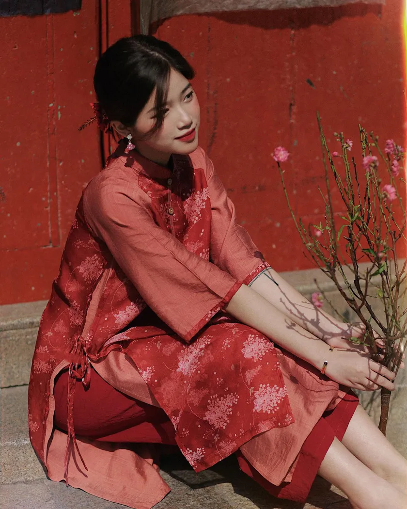 10 thương hiệu local brand áo dài nổi tiếng mua ngay diện Tết