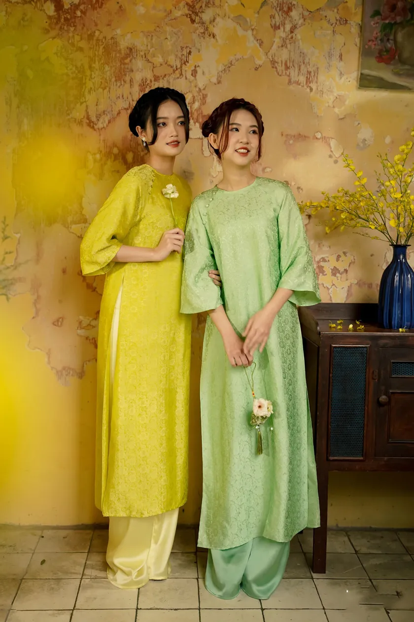 10 thương hiệu local brand áo dài nổi tiếng mua ngay diện Tết