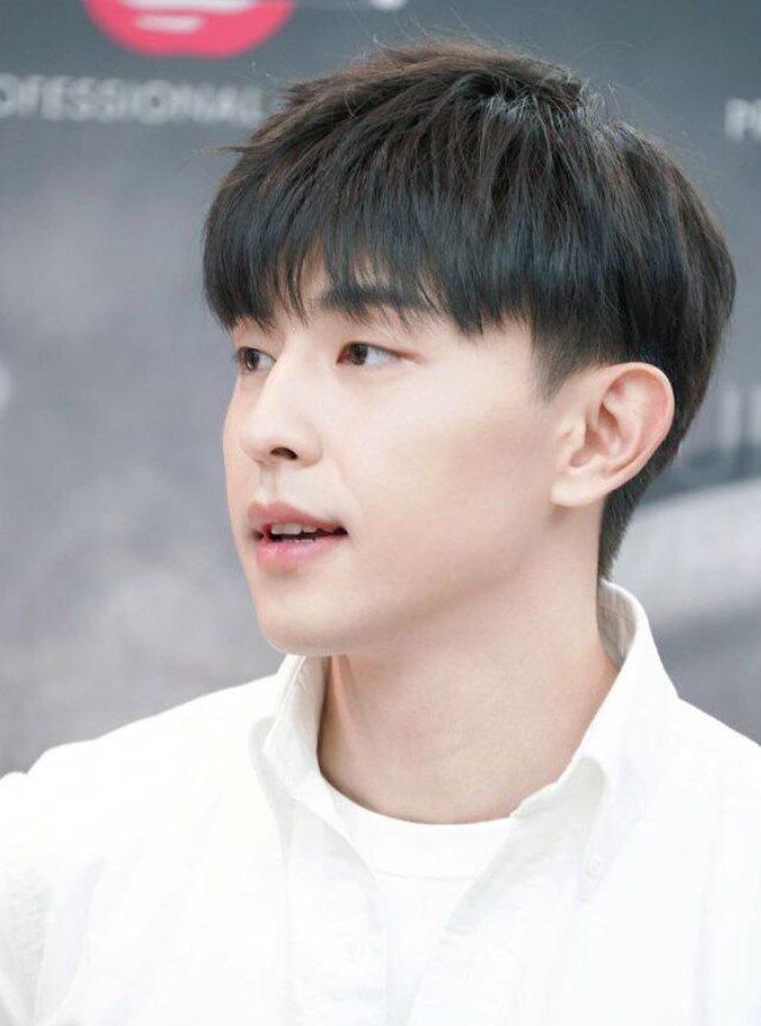 Top 19+ kiểu tóc đầu nấm trẻ trung và cá tính cho phái nam