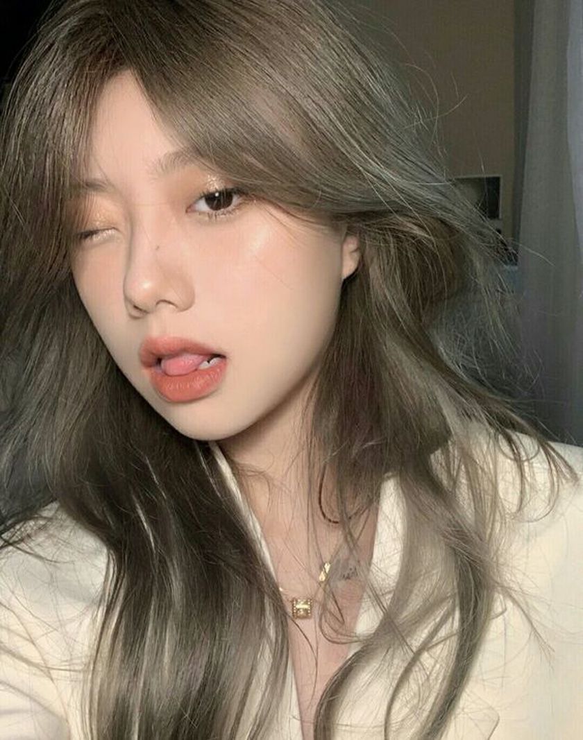 Top 14 màu tóc nâu rêu thời thượng và rất cá tính