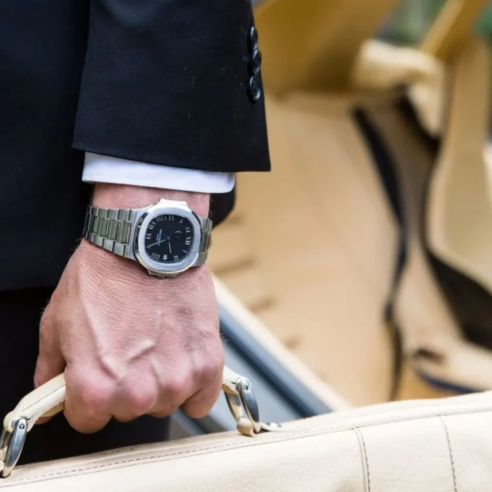 Cách đeo đồng hồ Patek Philippe Geneve nhất định phải biết