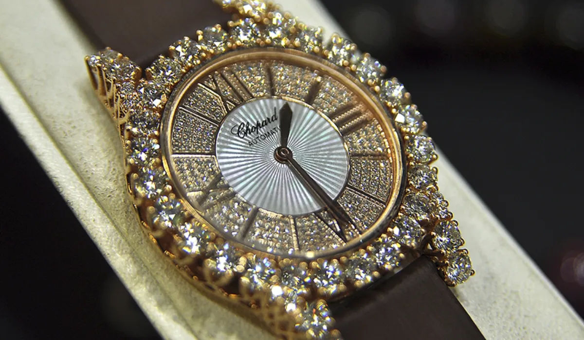 5 cách phân biệt đồng hồ Chopard thật giả đơn giản