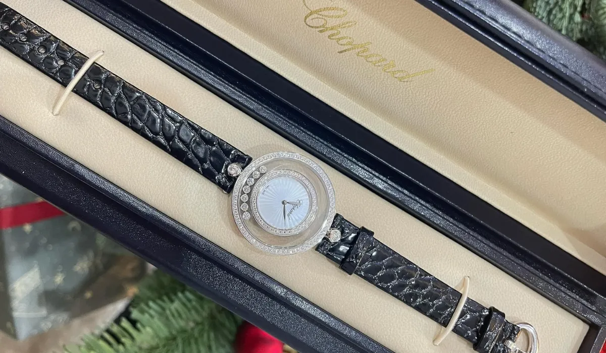 5 cách phân biệt đồng hồ Chopard thật giả đơn giản