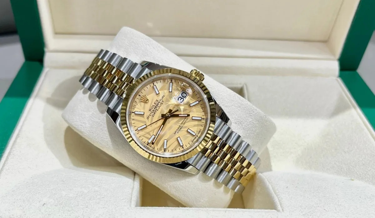 Cách thay dây đồng hồ Rolex đơn giản tại nhà
