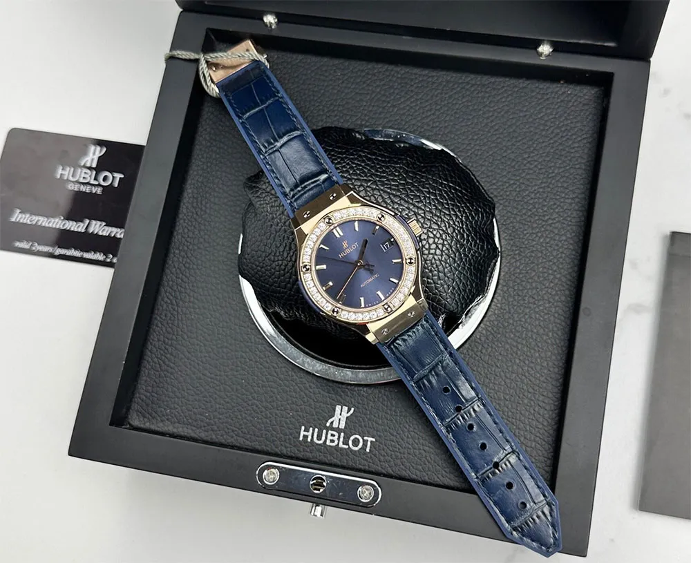 Cách vệ sinh đồng hồ Hublot đúng cách - Hướng dẫn chi tiết từ chuyên gia