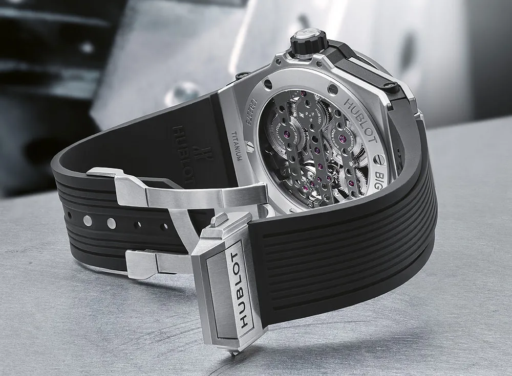 Cách vệ sinh đồng hồ Hublot đúng cách - Hướng dẫn chi tiết từ chuyên gia