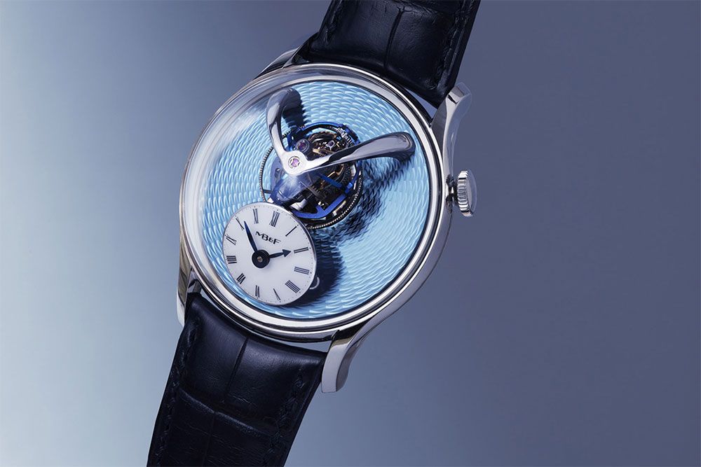 Cách vệ sinh và bảo quản đồng hồ MB&F - Lời khuyên từ chuyên gia
