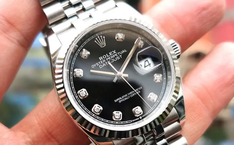 Hướng dẫn cách chỉnh giờ đồng hồ Rolex cho người mới