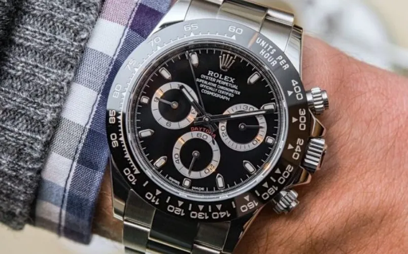 Hướng dẫn cách chỉnh giờ đồng hồ Rolex cho người mới